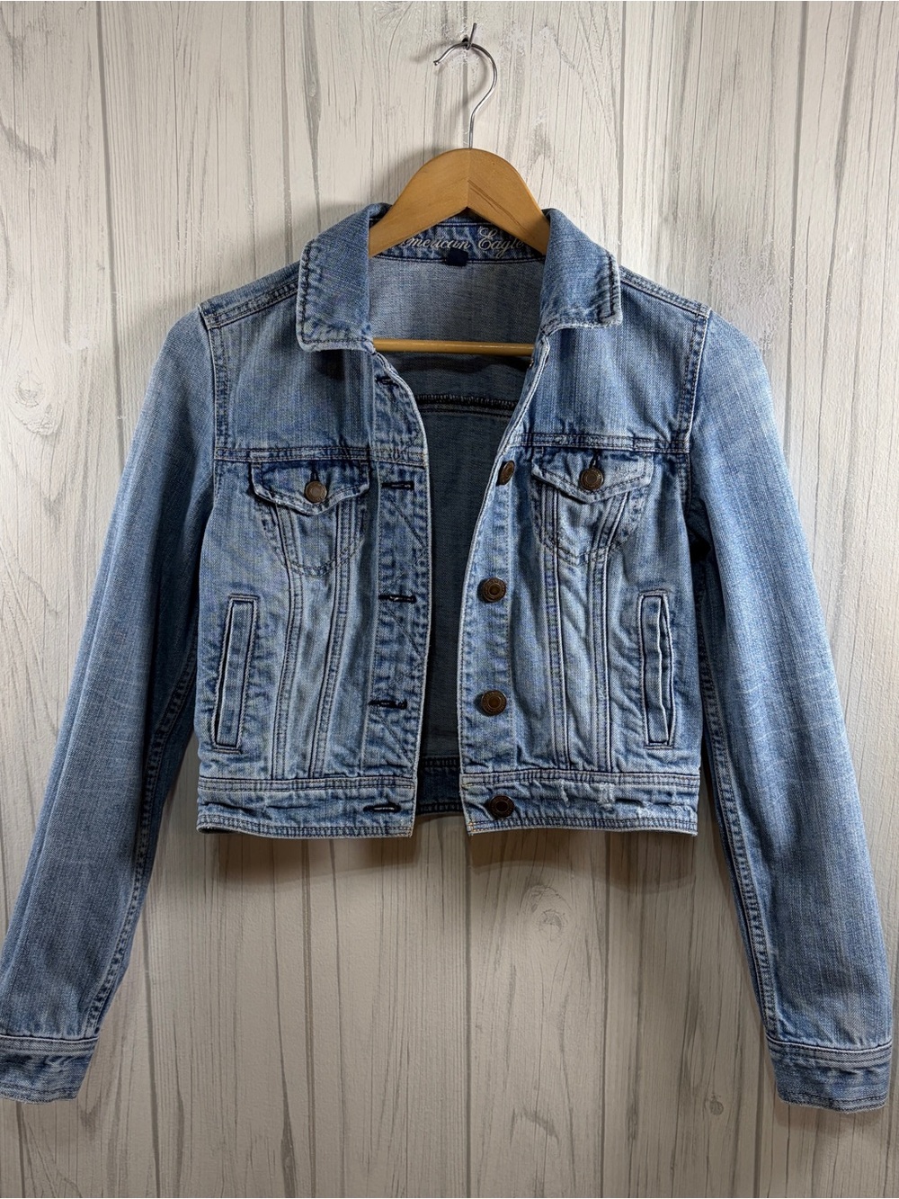 AMERICAN EAGLE Cropped‎ Trucker Style Denim Jacket, Small